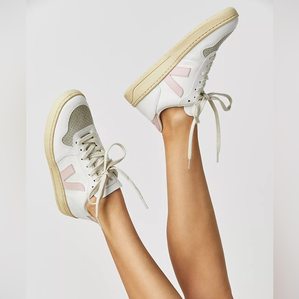 Veja V-10 Pink/White Sneakers US 7
